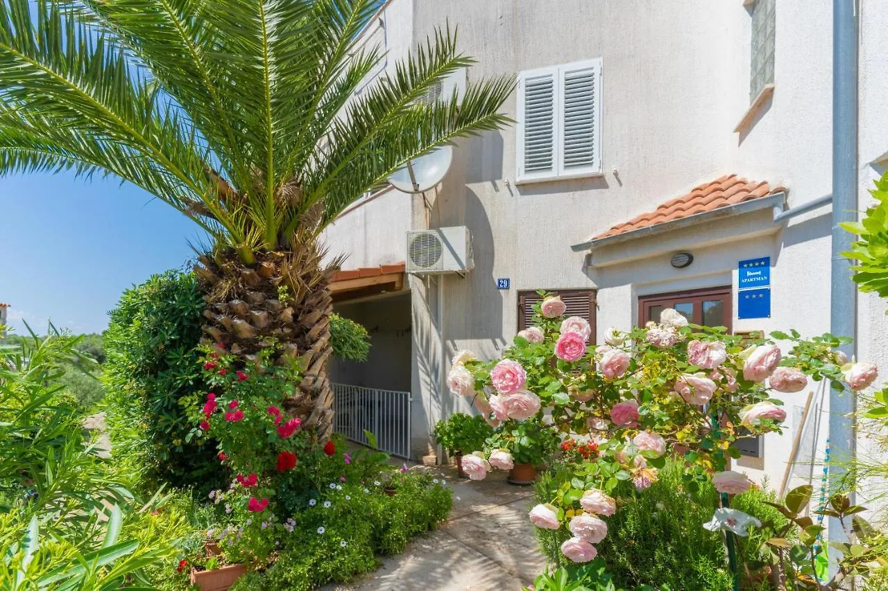 Apartment Apartman Atika Cres