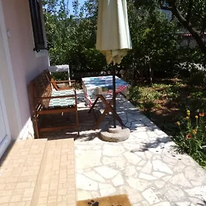  Apartment Vitkovic